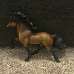 Breyer Traditional Svali Fra Tjorn Icelandic Pony Mold